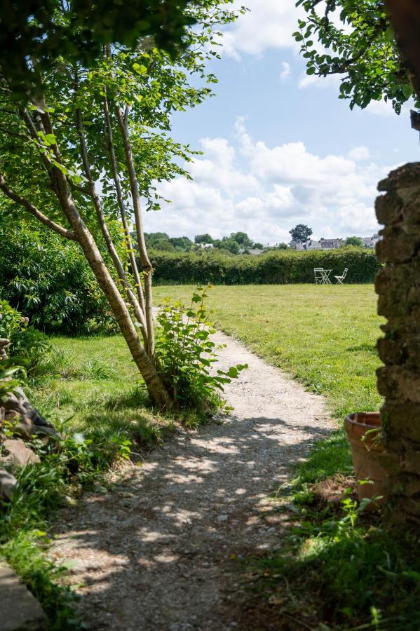 Ty Monde - Chambres D'Hotes En Finistere Poullaouen Exterior foto